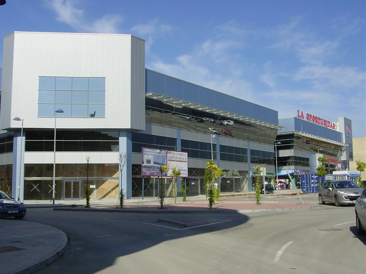 Centro Comercial Supernova — Proyecto de Subintec